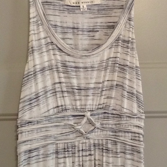 Maxi Dress - Picture 2 of 3